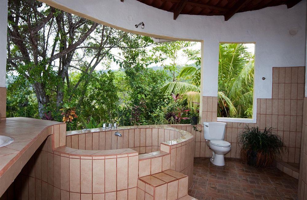 Lagunavista Villas Carate 외부 사진